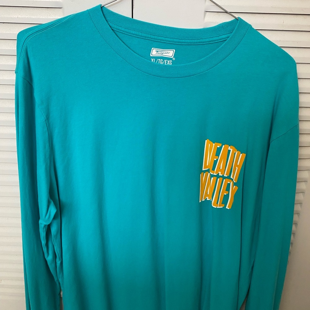 American Eagle Long Sleeve Shirt